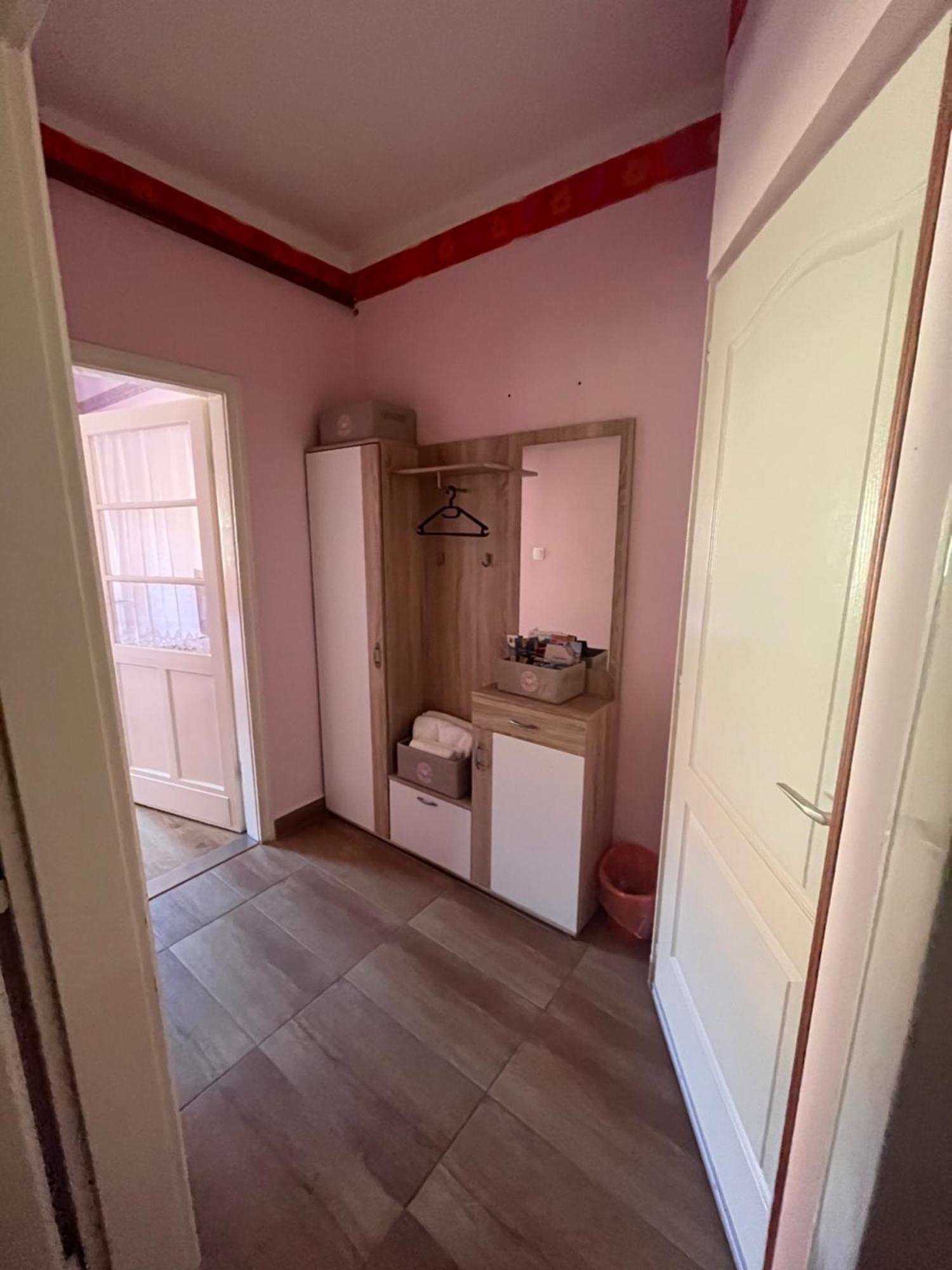 Abigel Apartman موراهالوم المظهر الخارجي الصورة